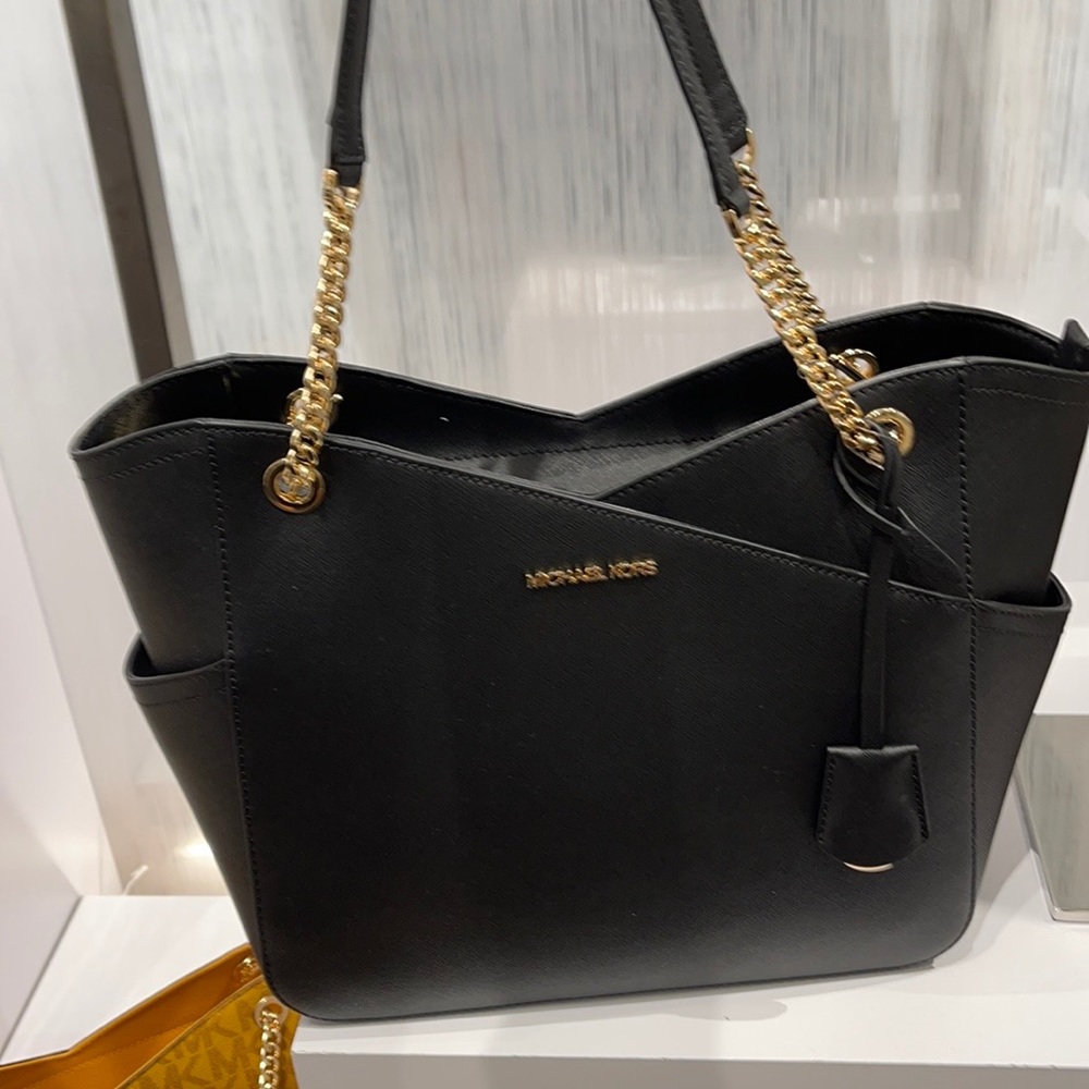 MICHAEL KORS LARGE X CHAIN LOGO SHOULDER BAG - Picture 14 of 14